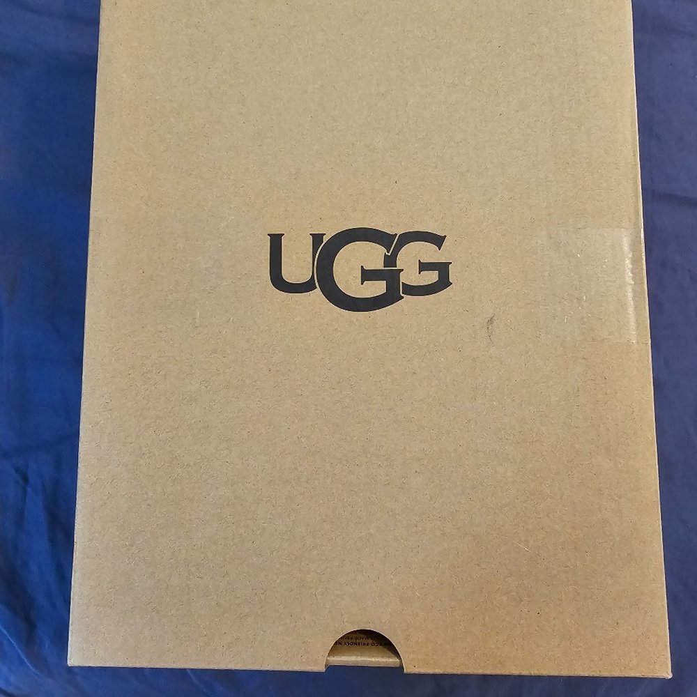 UGG W HIGHLAND SNEAKER WOMEN'S 8 star